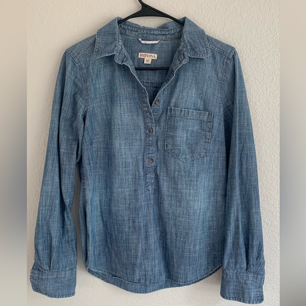 Merona denim pullover. Size S.